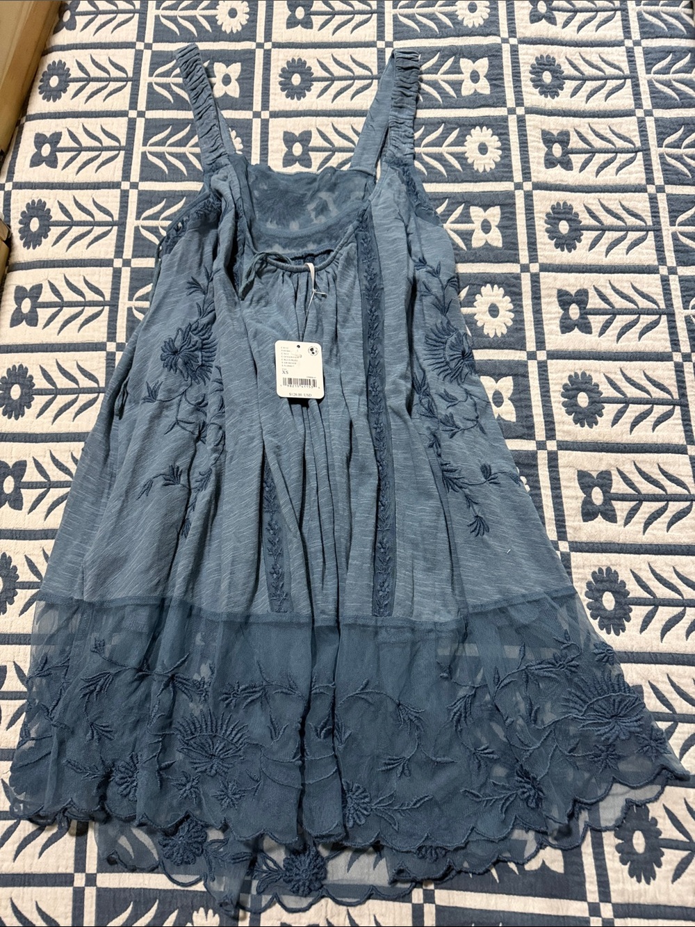 Free People Blue Embroidered' Sleeveless Long Tunic. NWT